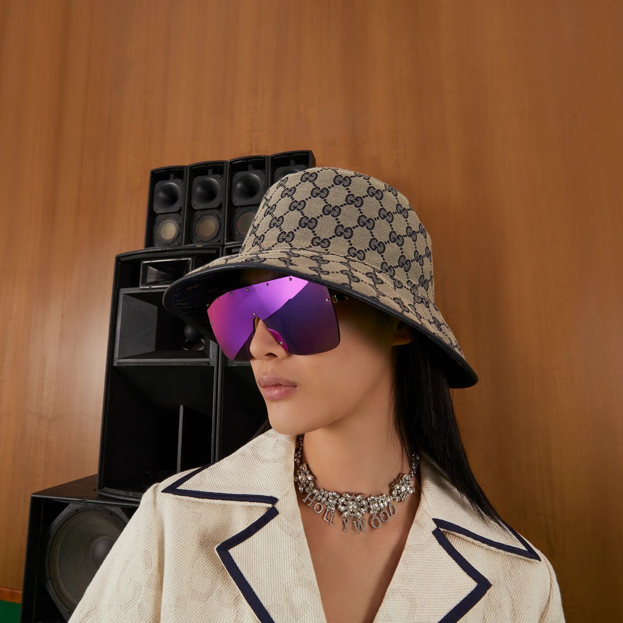 GUCCI REVERSIBLE BUCKET HAT